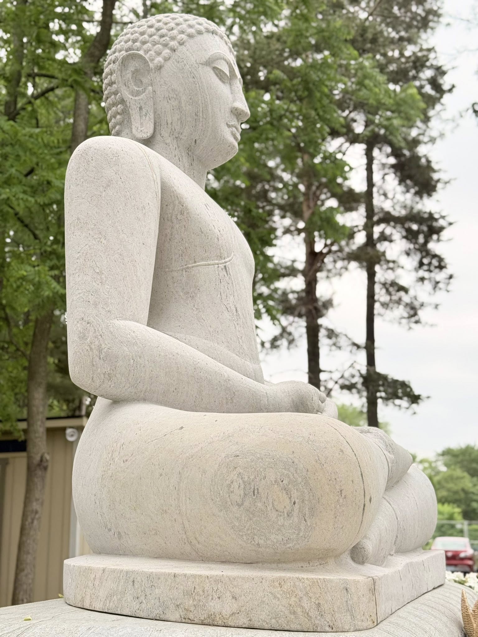 buddha statue